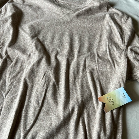 Brand new men’s t-shirt - Picture 3 of 3